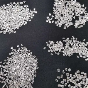 Hoogwaardige emerald geslepen Moissaniet losse stenen op zwarte stof voor sieraden