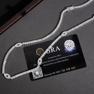Detail einer 3mm Moissanit 925 Silber Tenniskette mit Augenakzenten und GRA-Zertifikat.