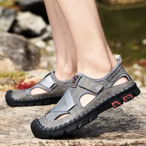 Breathable men's mesh leather closed-toe sandals for summer beach walking and hiking