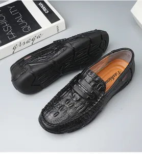 Men's black crocodile texture loafers with soft anti-slip sole and breathable design