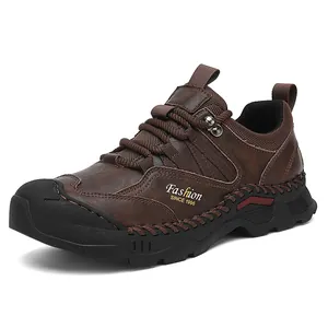 Chaussures de travail marron durables pour hommes avec détails de couture faits à la main