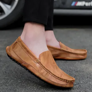 Mocassini Casual in Pelle da Uomo Senza Lacci Scarpe da Guida Moda Pelle di Vacchetta Resistenti all'Usura Antiscivolo Taglie Forti