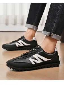 Minimalistische Retro GAT Sneaker für Herren mit weicher Sohle in Schwarz und Weiß