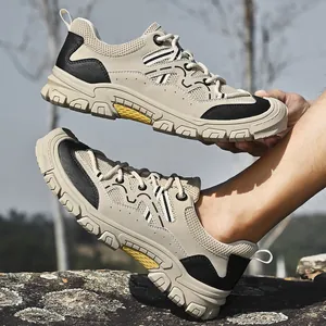 Atmungsaktive Herren-Wanderschuhe aus Mesh in Beige und Schwarz für Outdoor-Abenteuer