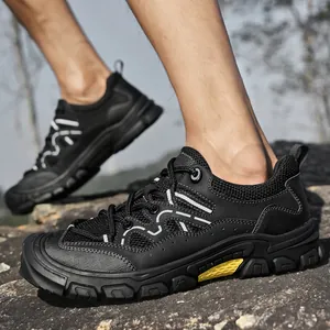 Atmungsaktive schwarze Mesh-Wanderschuhe für Herren mit rutschfester Sohle für draußen