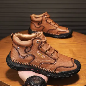 Bottes de travail montantes en cuir marron pour hommes avec semelles en caoutchouc