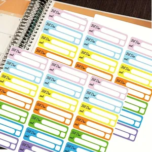 Gedetailleerde weergave van kleurrijke beschrijfbare factuurherinneringsstickers voor budget