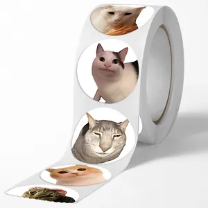 Rotolo di adesivi tondi con meme di gatti per confezioni regalo e decorazioni