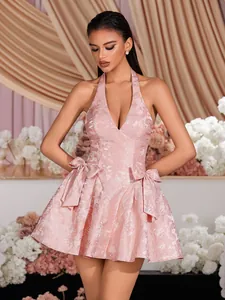 Elegant pink jacquard halter dress with deep V-neck and decorative bows for banquet