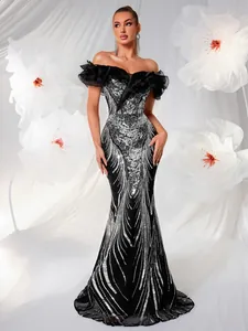 Abito da Sera di Lusso con Volant e Paillettes a Spalle Scoperte Vestito Lungo a Sirena in Maglia per Banchetti e Feste