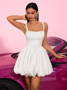 Elegantes weißes Satin-Puff-Minikleid mit Karree-Ausschnitt und schmaler Taille für Partys