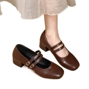 Chaussures Mary Jane marron de style français avec double bride et bout carré élégant
