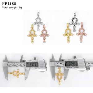 S925 silver Moissanite cross pendant for hip-hop style, showing size and 6g weight