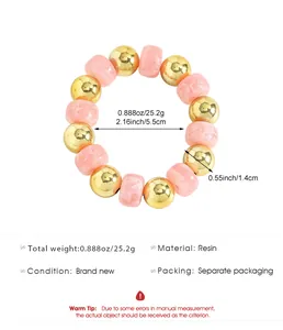 Detailansicht von rosa Harzperlenarmband mit Gewichts- und Materialspezifikationen