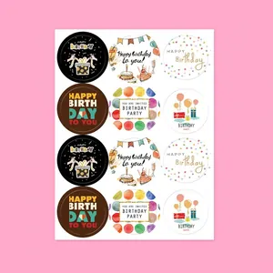 Hoja de 12 pegatinas redondas de colores Happy Birthday para sobres