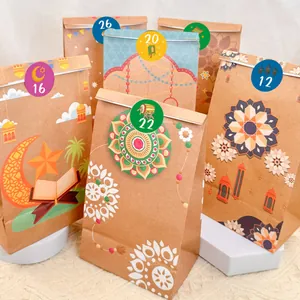 Sacchetti regalo Ramadan in carta kraft con motivi di luna e stelle e adesivi numerati
