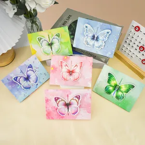 Collezione di biglietti d'auguri creativi a farfalla 3D con disegni ad acquerello