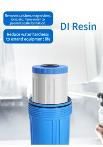 Makroansicht der deionisierten Harzfilterpatrone für tragbare RO-Wasserreinigungssysteme