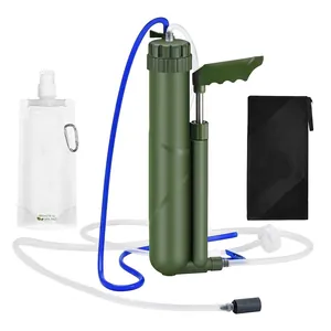 Kit filtro acqua portatile a pompa manuale con custodia e sacca d'acqua senza BPA