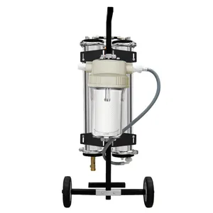 Mobiler DI Deionisator Wasserfilter für Autowäsche und Solarpanels mit Rädern.