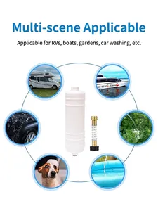 Inline-Wasserfilter für Wohnmobile und Boote mit flexiblem Schlauchanschluss im Freien