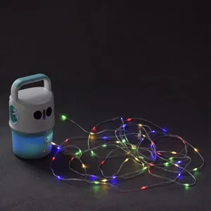 Linterna de camping portátil con tira de luces LED de colores para exteriores