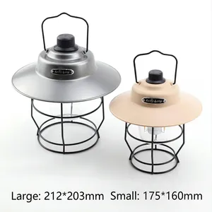 Twee retro oplaadbare LED-campinglantaarns in grijs en beige, twee maten op wit.
