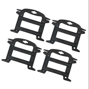 Lot de 4 enrouleurs de corde en plastique noir pour rangement extérieur et camping.