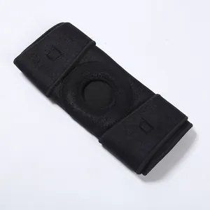 Atmungsaktive schwarze Kniebandage aus Neopren mit offener Patella für den Sport