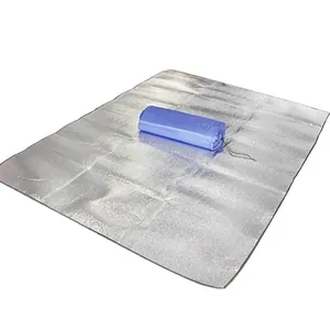 Tappetino da campeggio in alluminio a doppia faccia con pratica borsa blu inclusa