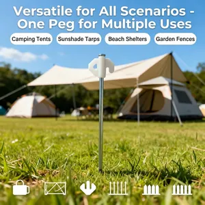 Vista detallada de la estaca de acero luminosa para carpa en campo de camping exterior