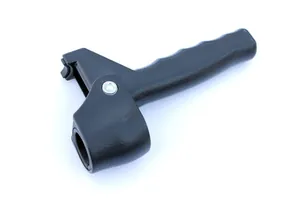 Nahaufnahme eines ergonomischen schwarzen Gehstock-Hilfsgriffs für 22-mm-Rohre