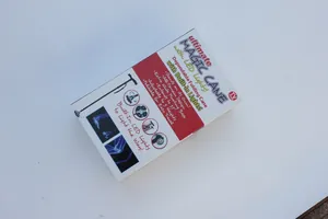 Scatola dell'Ultimate Magic Cane con luci a LED integrate e 5 altezze regolabili