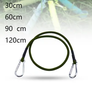 Detail eines 8mm grünen elastischen Spanngurts mit Karabinern und Größenangaben.