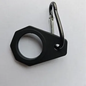 Tragbarer schwarzer Silikon Flaschenhalter mit Karabiner für Outdoor Wandern