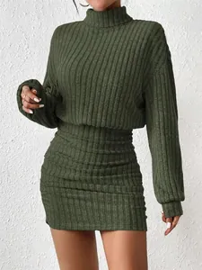 Κομψό σκούρο λαδί ριμπ πλεκτό φόρεμα bodycon με ψηλό λαιμό και μακριά μανίκια για γυναίκες