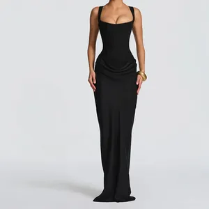Elegantes schwarzes Korsett-Maxikleid mit eckigem Ausschnitt und drapierten Taillendetails