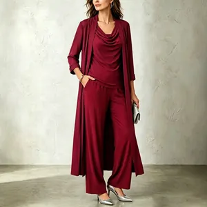 Ensemble chic 3 pièces bordeaux avec long cardigan, haut col bénitier et pantalon large