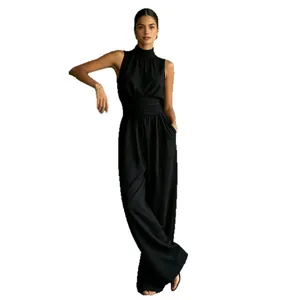 Combinaison pantalon noire élégante sans manches à col haut et jambes larges d'été
