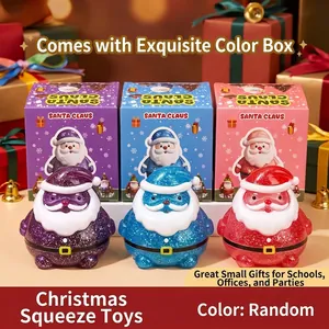 Vue détaillée des jouets anti-stress Père Noël avec leurs boîtes cadeaux colorées
