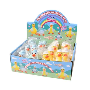 Lot de jouets anti-stress canards déguisés créatifs dans une boîte de présentation