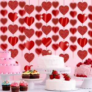 Guirlandes de cœurs rouges pailletés et brillants pour décoration de mariage et Saint-Valentin