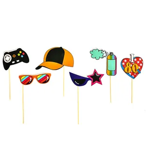 Accessori per foto anni '80 retrò su bastoncini per eventi disco colorati