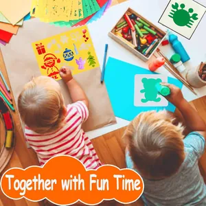 Stencil di plastica per bambini con motivi di animali e natalizi per arte creativa
