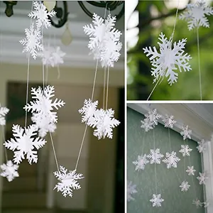 Detailansicht der 3D weißen Schneeflocken-Girlande für Weihnachts- und Neujahrsdeko