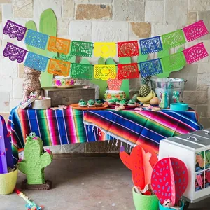 Guirlandes colorées Papel Picado pour fêtes mexicaines et décorations de soirée