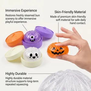 Vista dettagliata di giocattoli squishy di Halloween a forma di panino