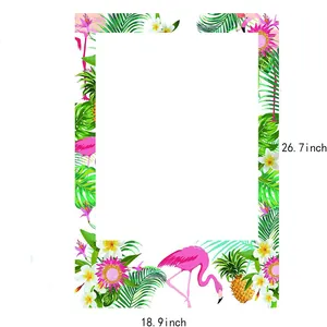 Detailansicht der Abmessungen des hawaiianischen Foto-Requisiten-Rahmens mit Flamingos