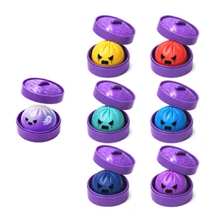 Halloween Geist Knödel Squishy Spielzeug Set mit bunten Brötchen und lila Dämpfern