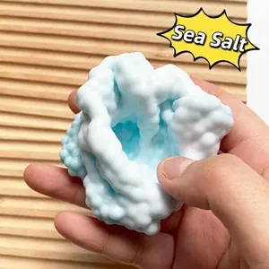 Giocattolo antistress blu morbido e modellabile con consistenza a pelle di latte